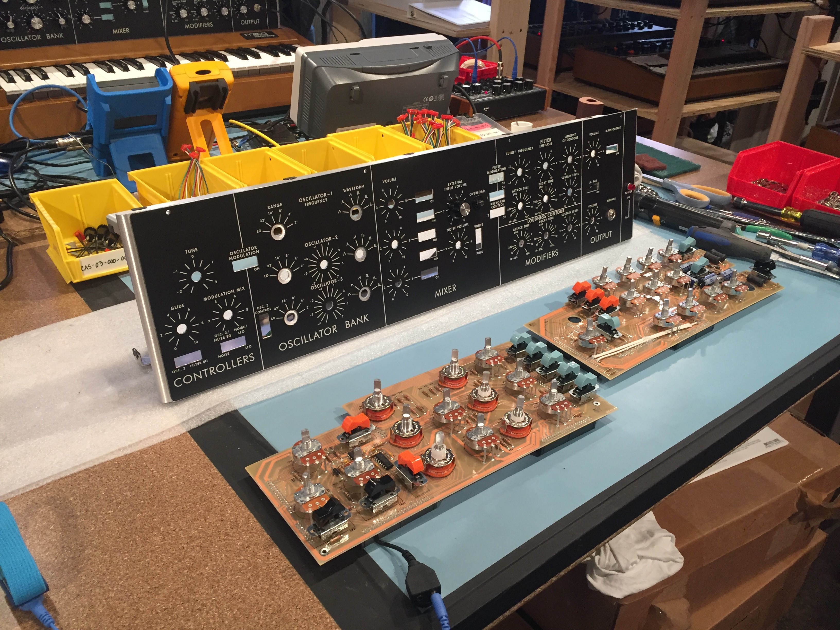 mini-moog