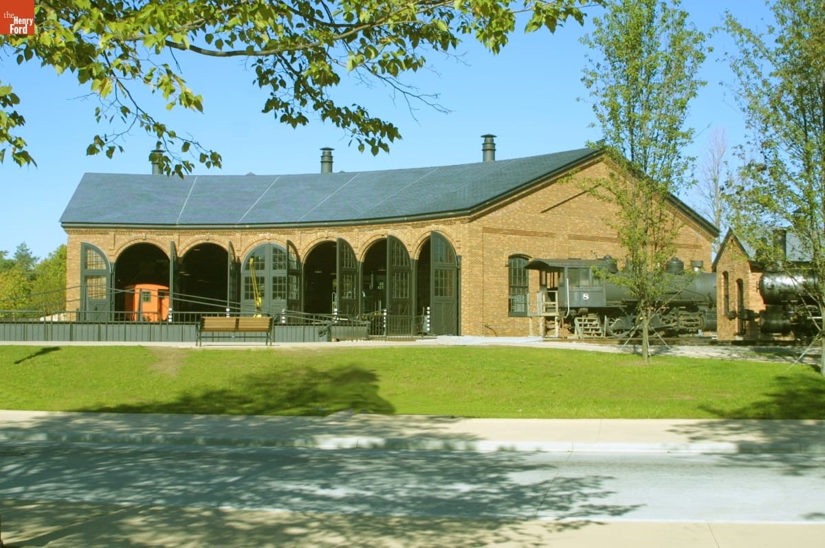 roundhouse