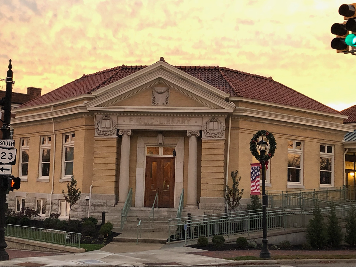 Carnegie Library in Lebanon, Ohio Street view of the Carnegie library in Lebanon, Ohio