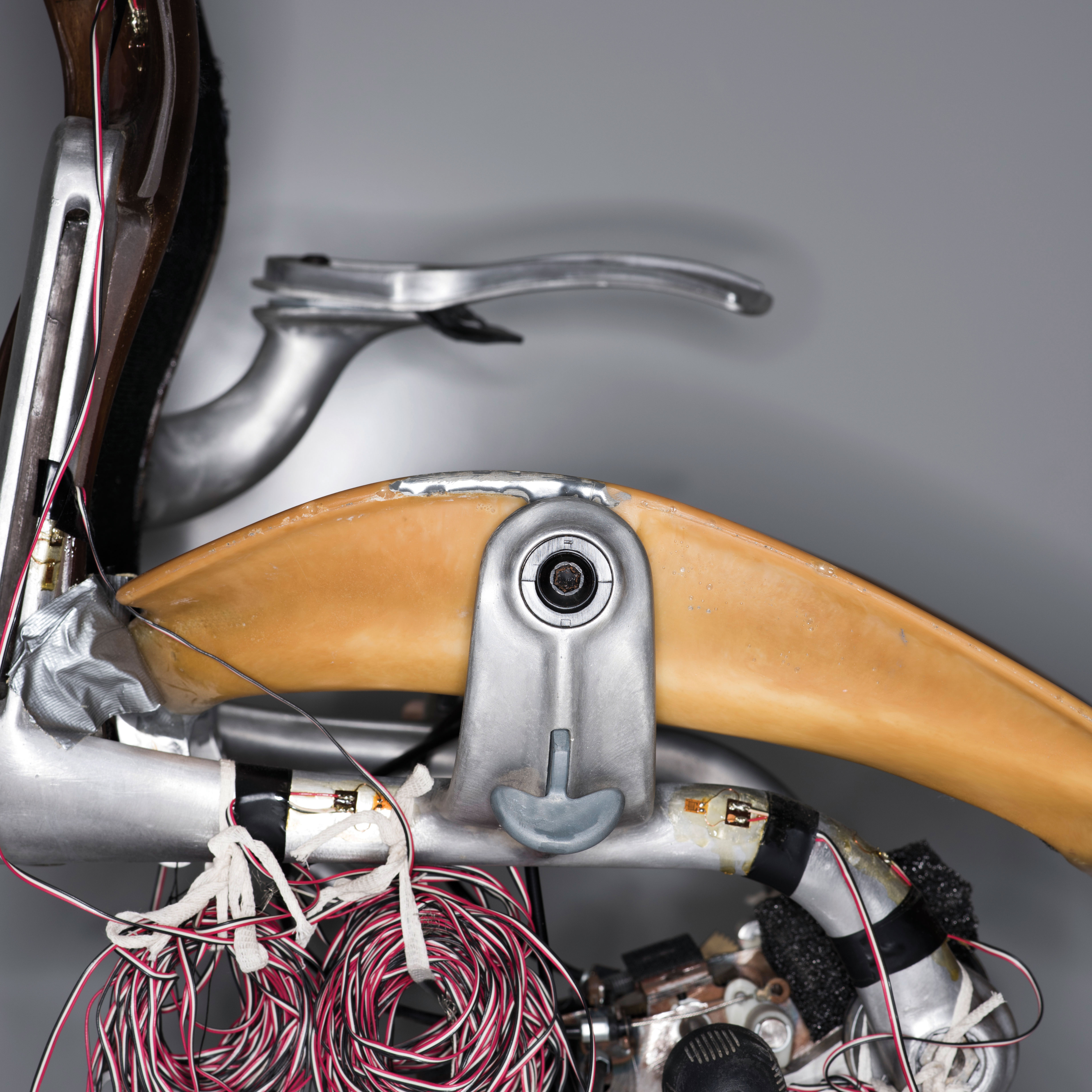 AeronChair_LR