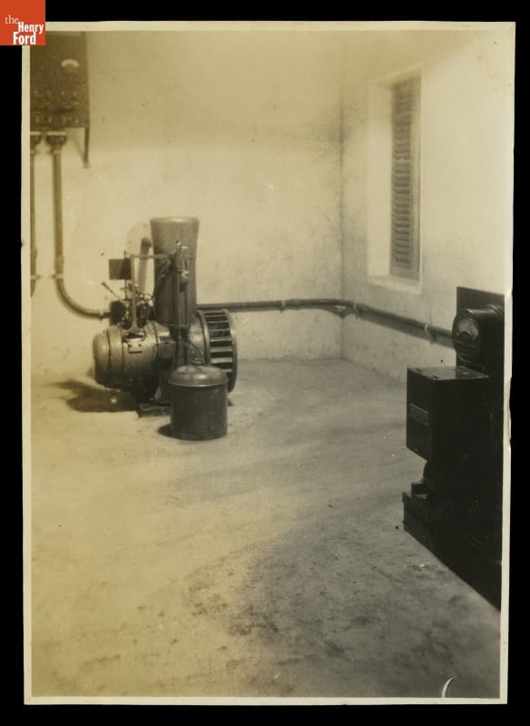 THF134703