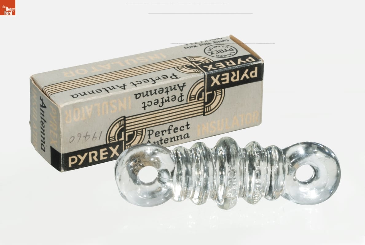 Pyrex Perfect Antenna Insulator, 1930-1939 Pyrex Perfect Antenna Insulator, 1930-1939
